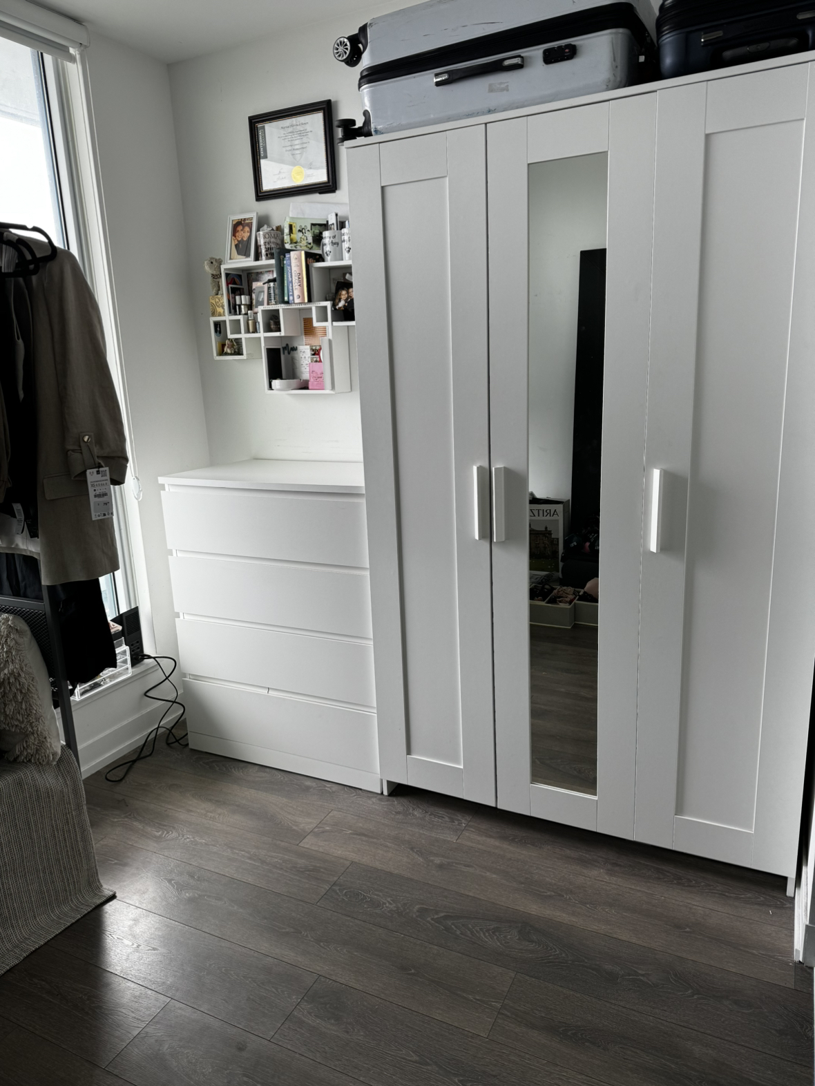 IKEA MALM Dresser image indicator(4)