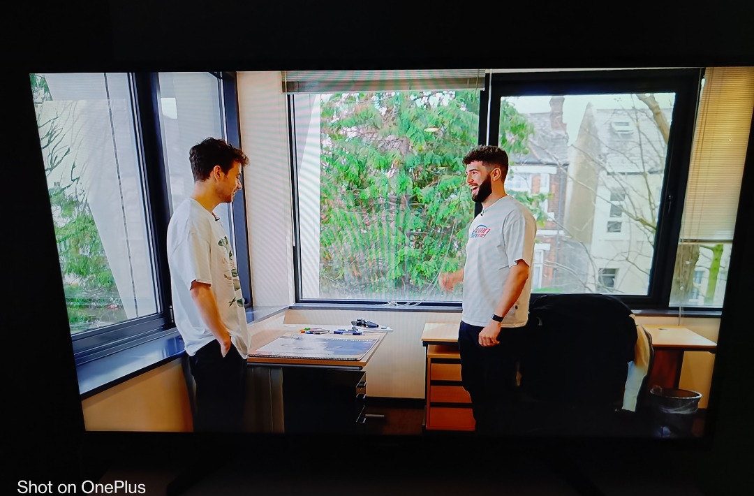 Toshiba 49" TV - photo 2