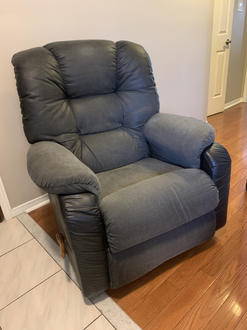 Lazyboy recliner thumbnail