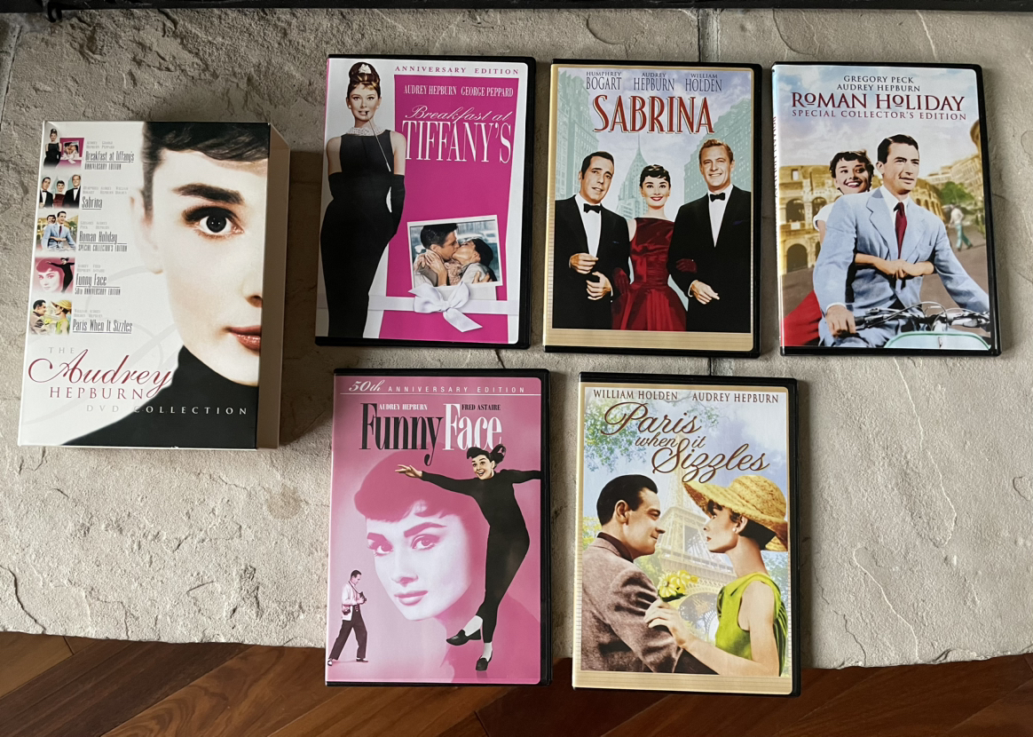 ‼️📀Audrey Hepburn DVD set📀 thumbnail