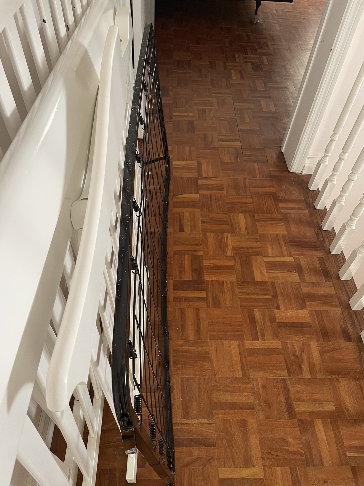 Solid Wood painted Baby crib needs mattress image indicator(4)