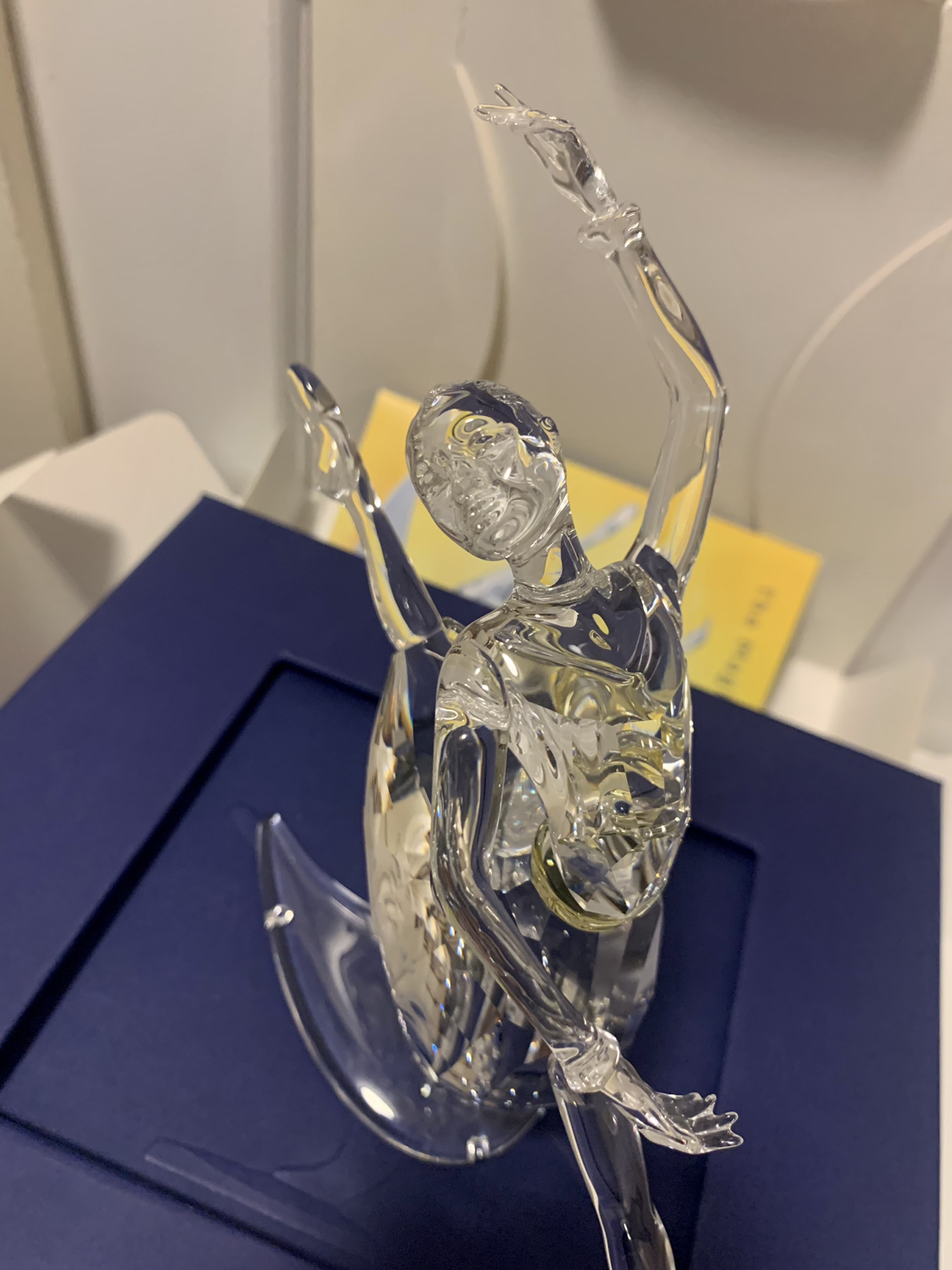 Swarovski Crystal Anna Magic Of Dance Limited Edition image indicator(2)