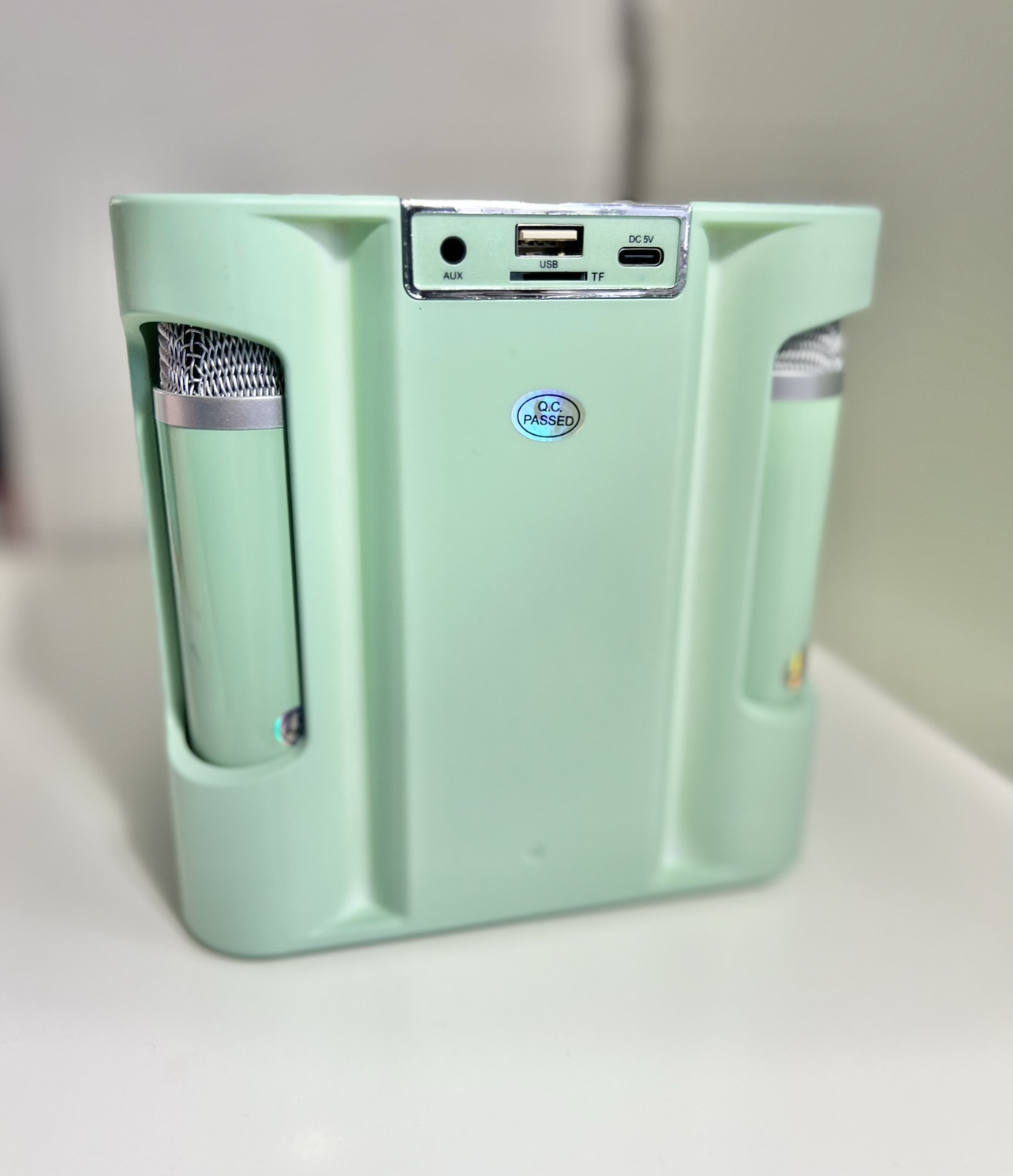 Bluetooth Karaoke Speaker with 2 mics image indicator(6)