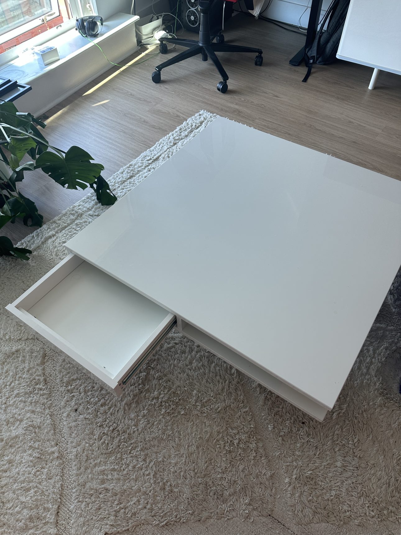 White table ikea - photo 2