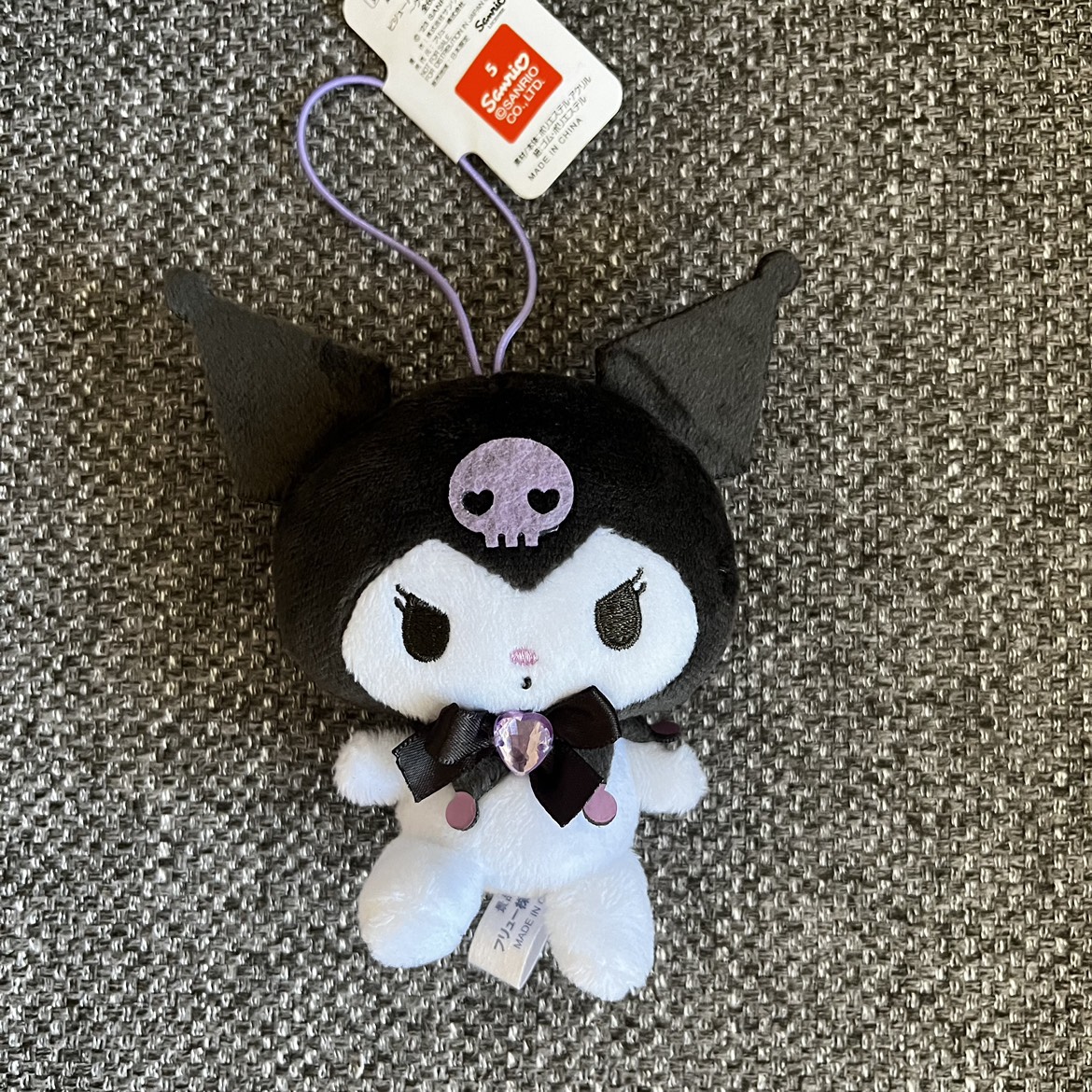 BNWT Japan Sanrio 4.5” Kuromi Crystal heart plush hanger thumbnail