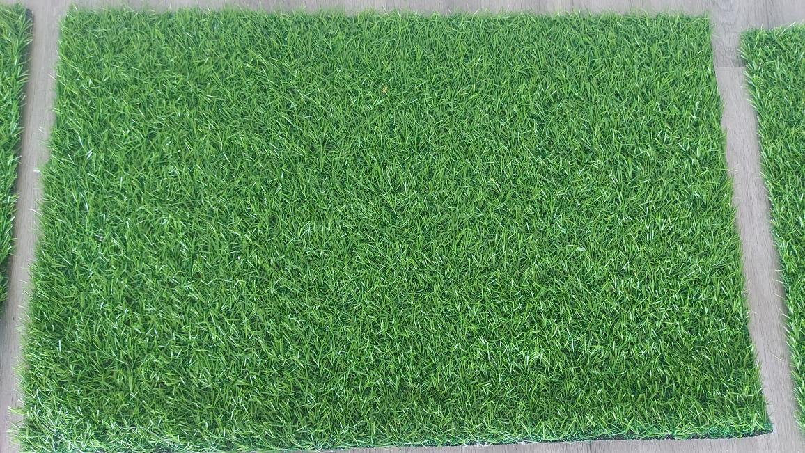 4 pieces of 12inchx18inch each artificial grassfloor mats image indicator(4)