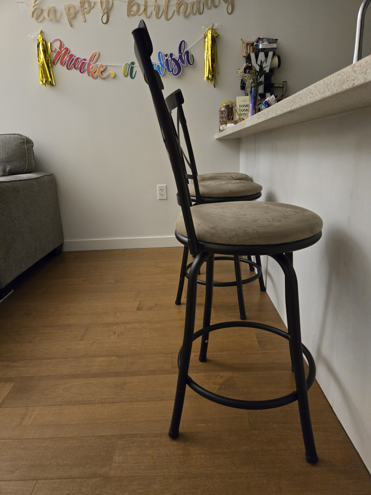 3 barstools for sale - photo 2