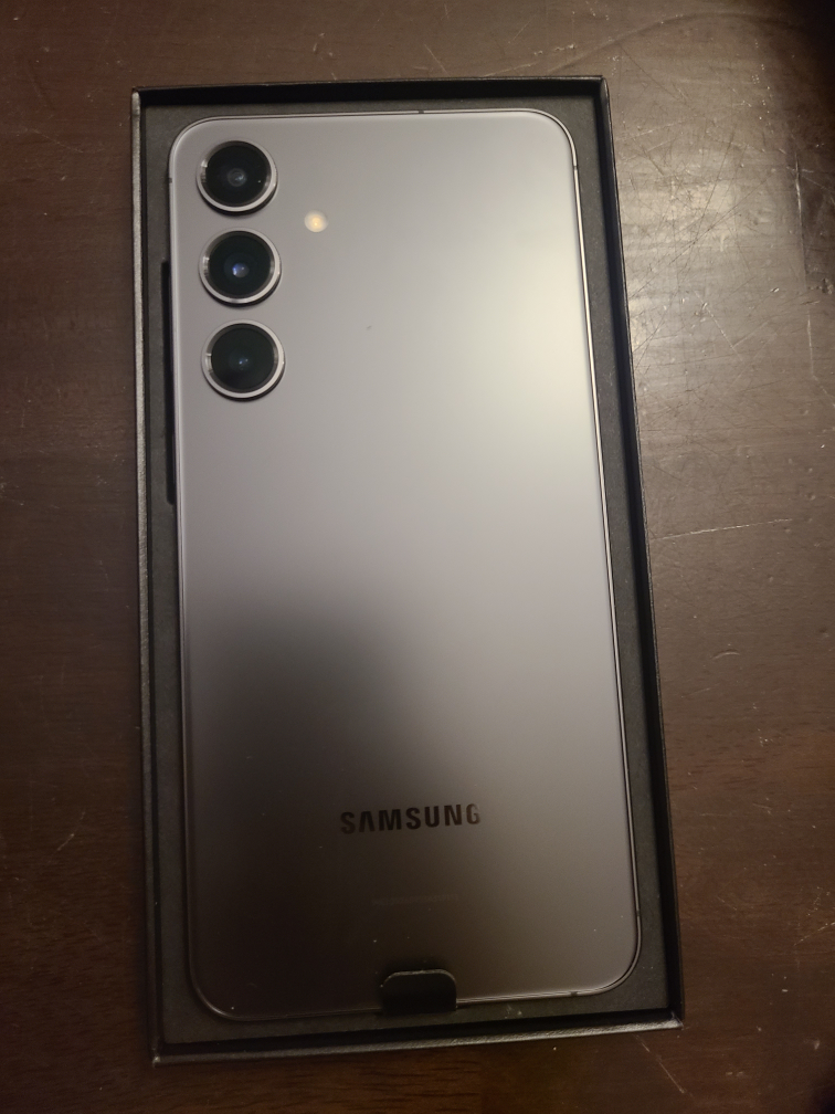samsung s24 plus - photo 2