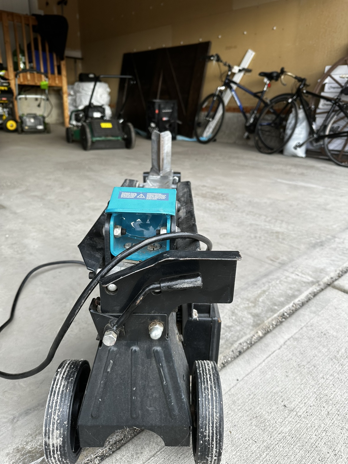 Yard works log splitter - photo 3