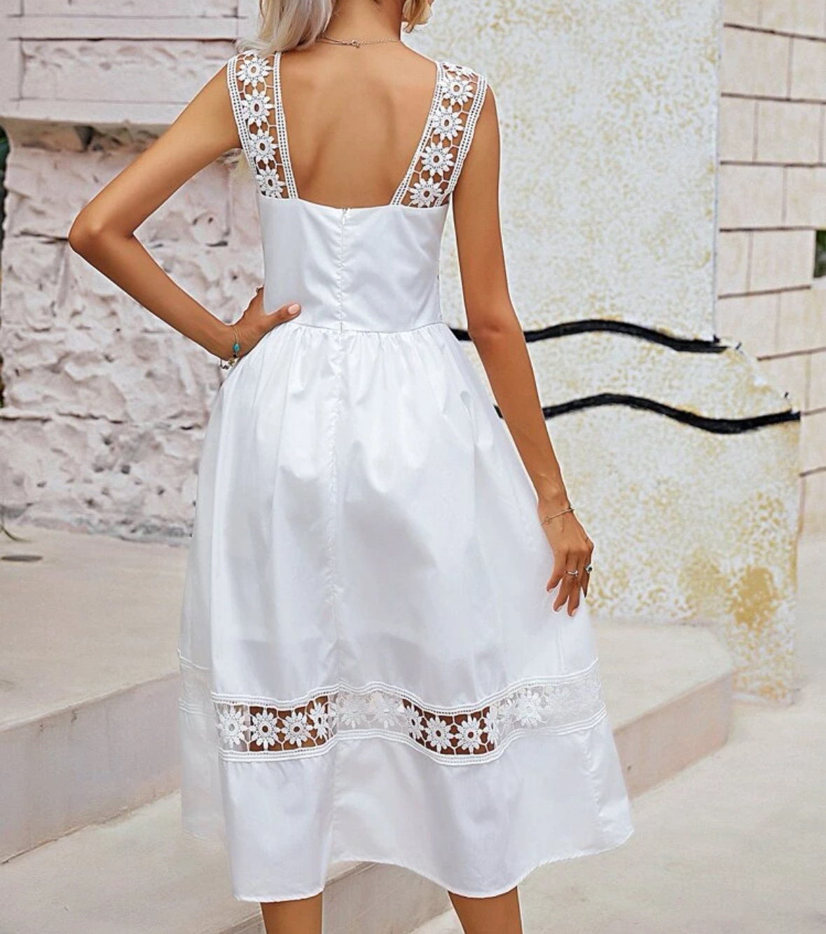 Embroidery dress with back zip image indicator(2)
