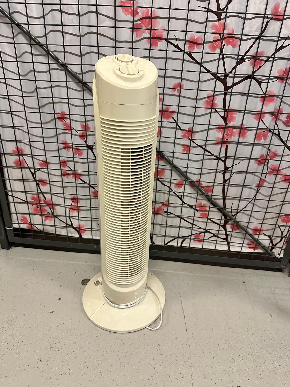 Facto Oscillating Tower Fan 32'' with Timer (Model 97585004)