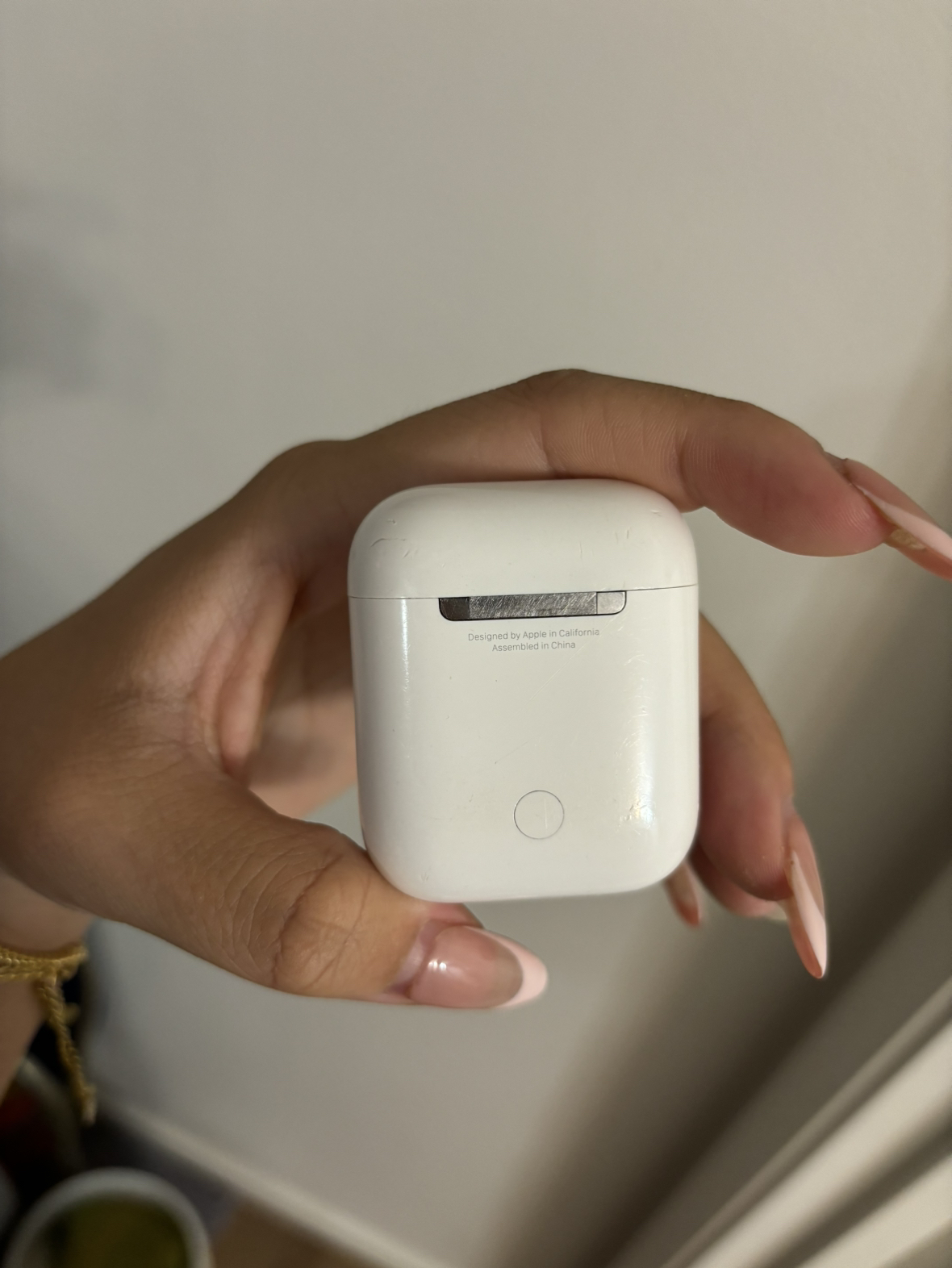 AirPods Gen 1 or 2 (engraved name)
