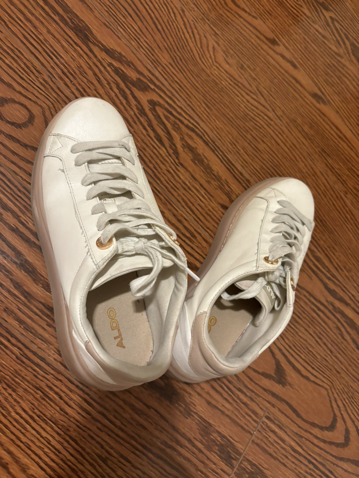 Aldo Shoes image indicator(2)