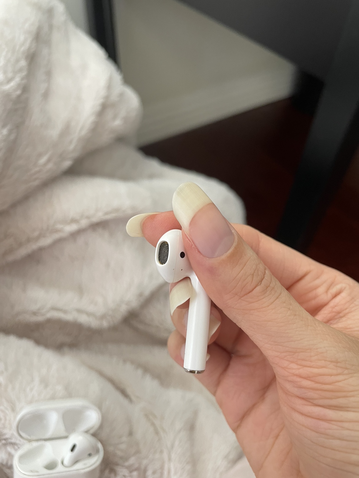 AirPod 2 - photo 4