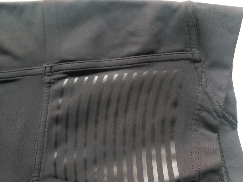 Lululemon shorts size 8 image indicator(3)