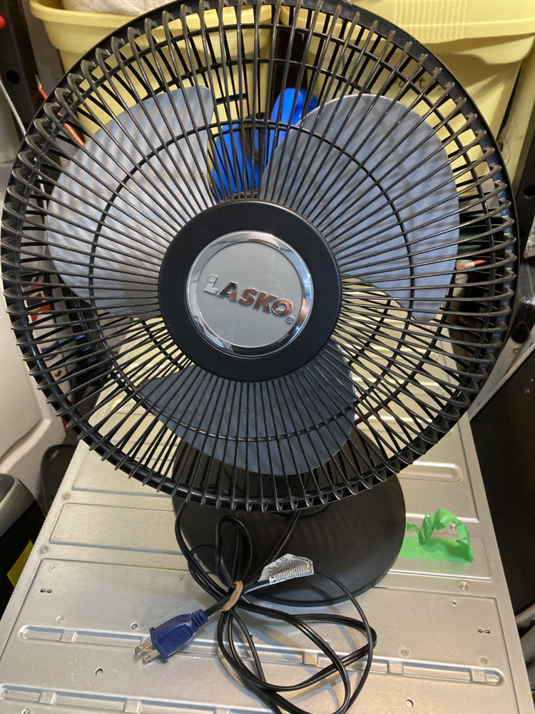 3 speed Oscillating Fan