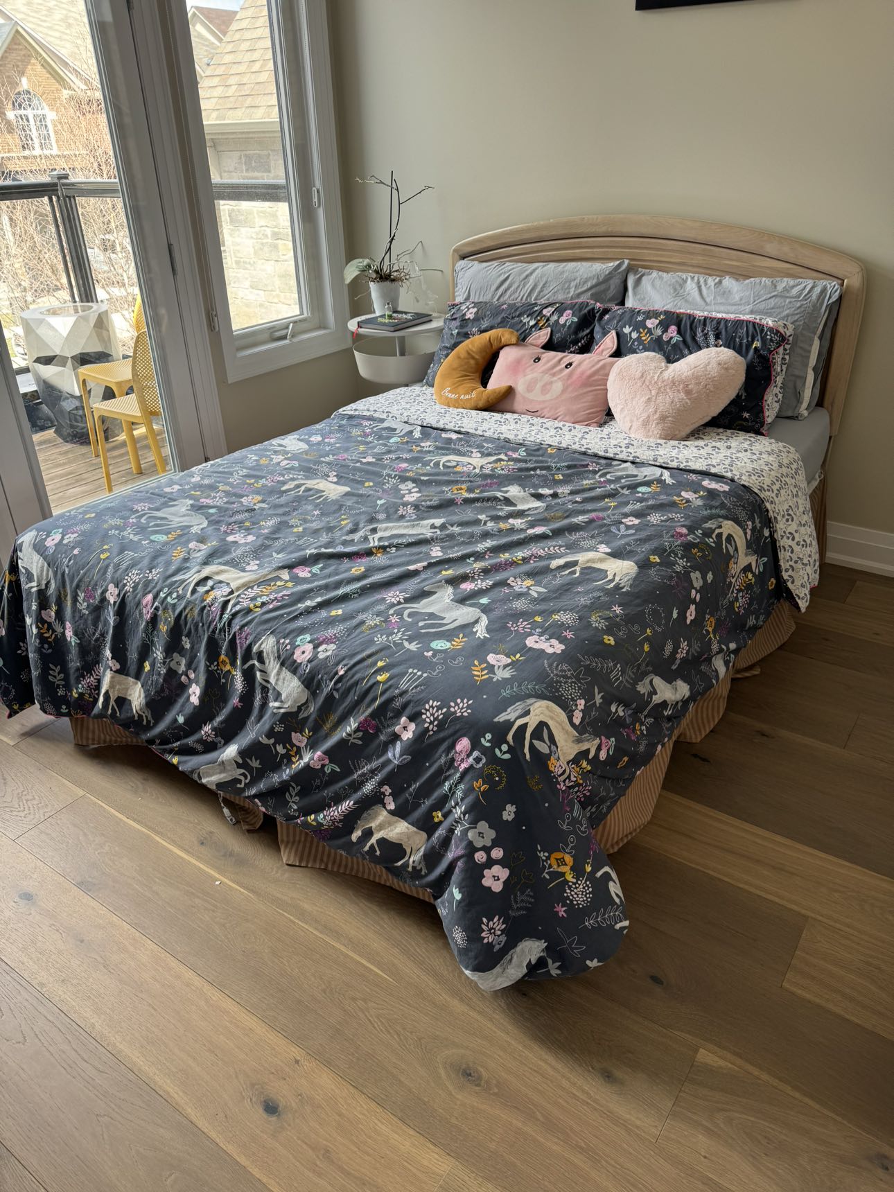 Queen Bed Set with mattress - photo 4