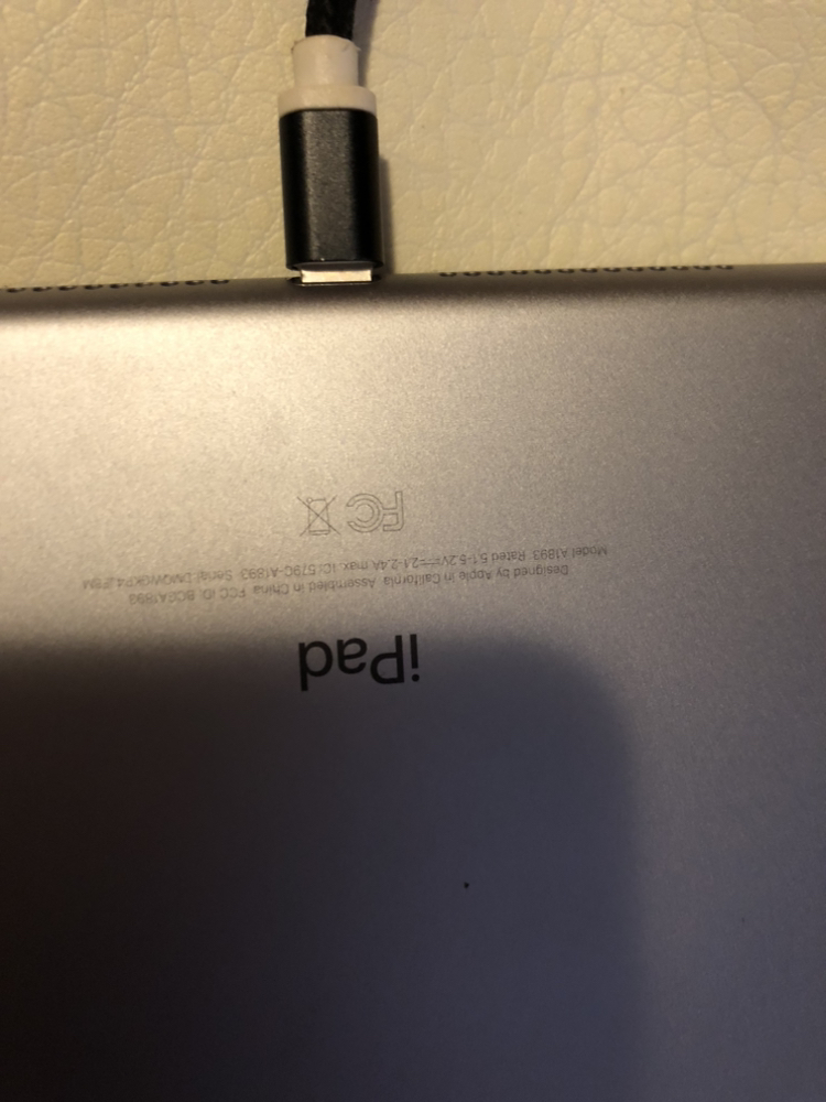 iPad 6th Gen NEED GONE TODAY - photo 4