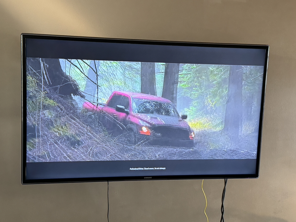 55 inch smart Samsung Tv slim thumbnail