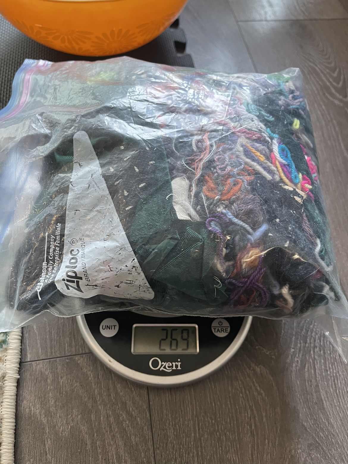 Yarn and Fabric Scraps - photo 3