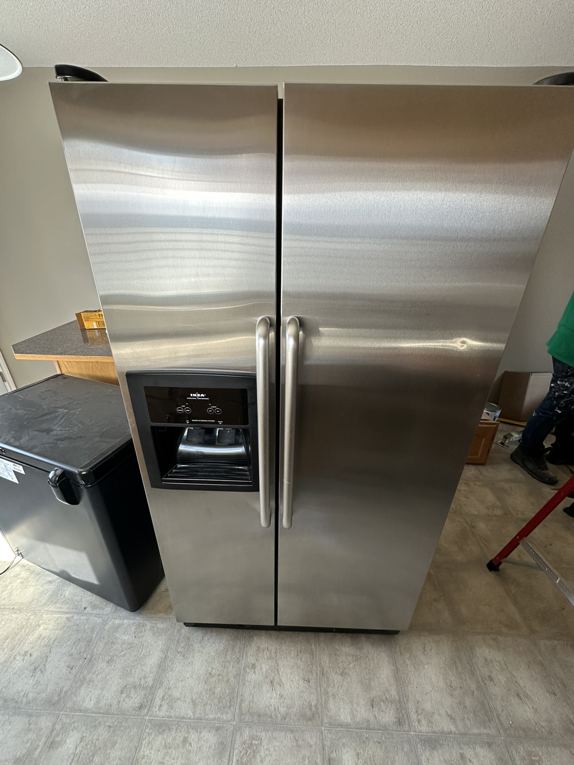 Whirlpool Fridge - photo 2
