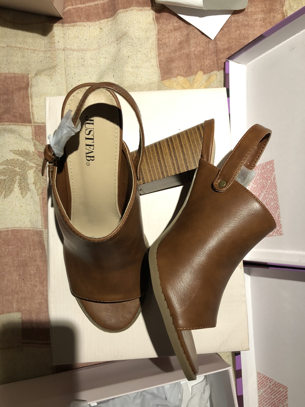 Woman's shoes