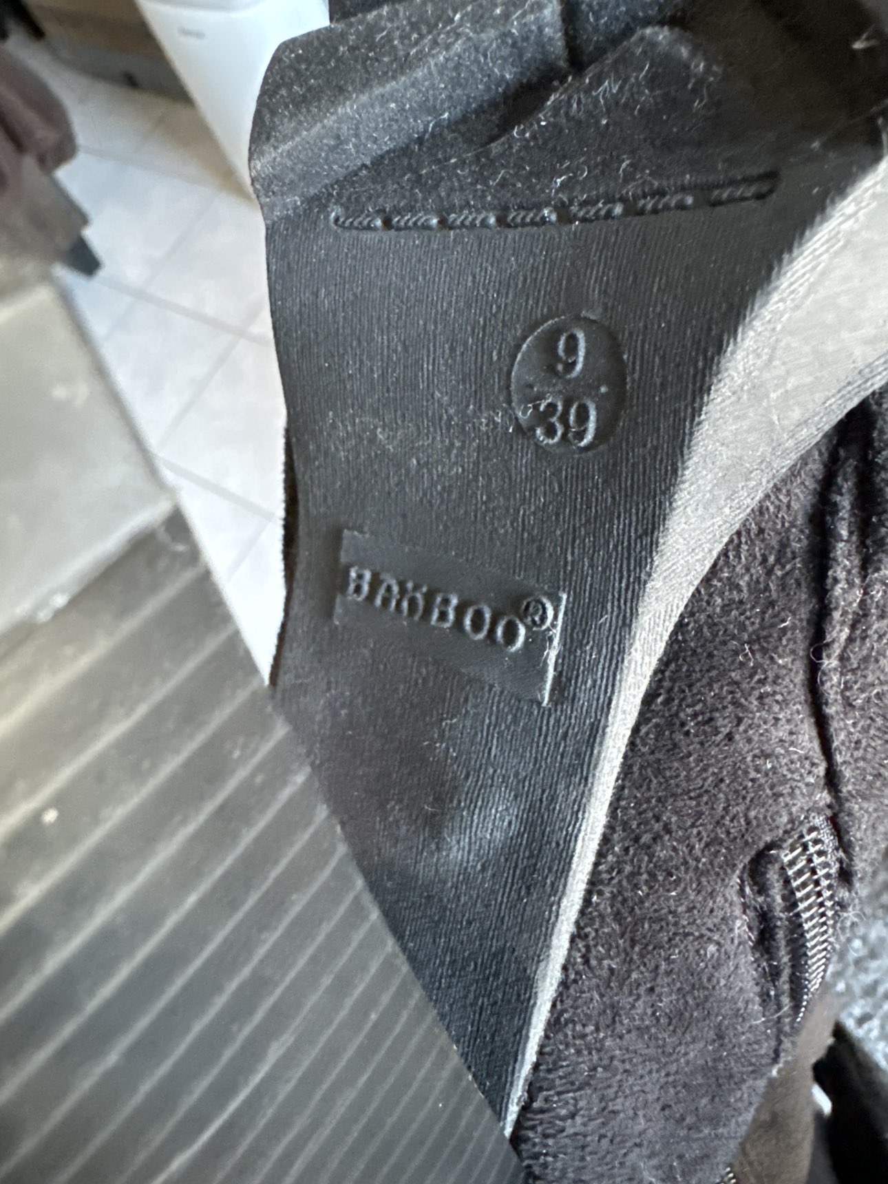 KNEE-HIGH BOOTS FOR SALE! image indicator(4)