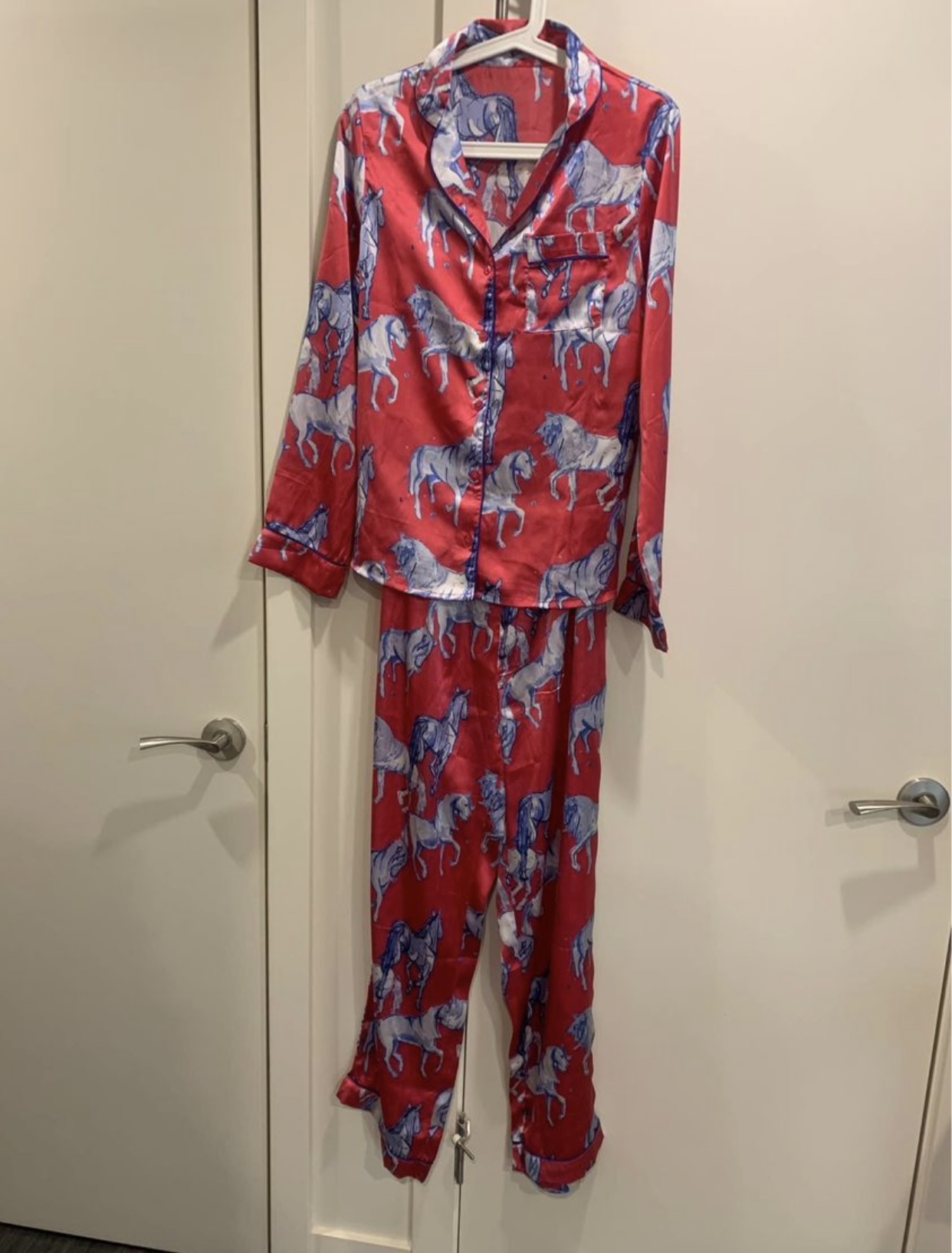 Silky pajama set, size S - photo 3