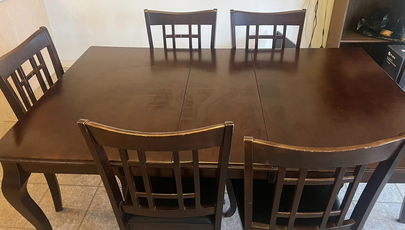 Dining table and chairs-Free - photo 2