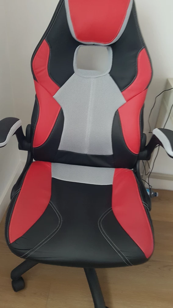 Gaming chair - photo 2