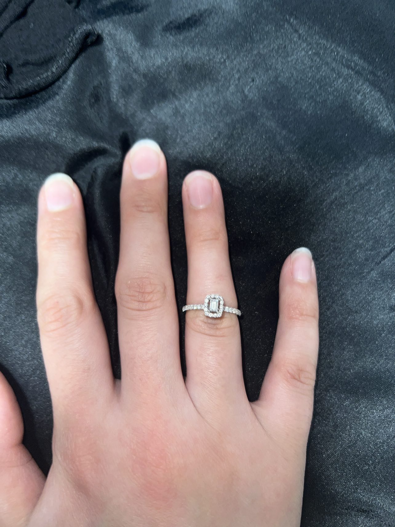 Lukfook White Gold Ring - photo 2