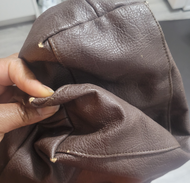 GAP synthetic Leather bag image indicator(8)