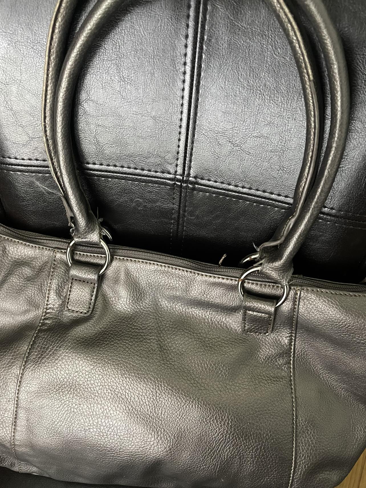 Nine West Purse image indicator(3)