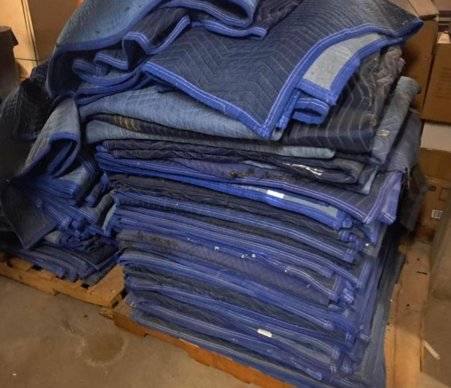 moving blankets