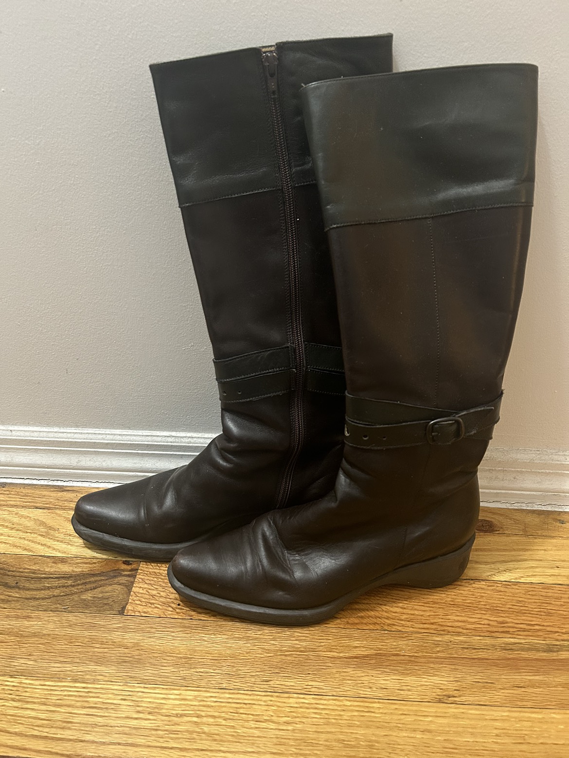 Bettye Muller Leather Boots