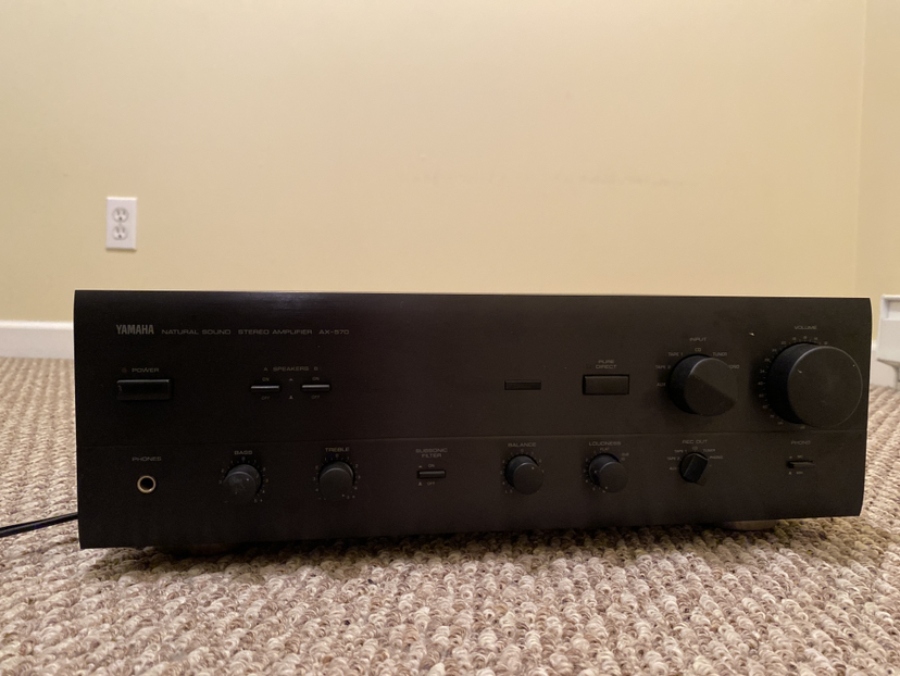 Yamaha AX-570 Natural Sound Stereo Amplifier thumbnail