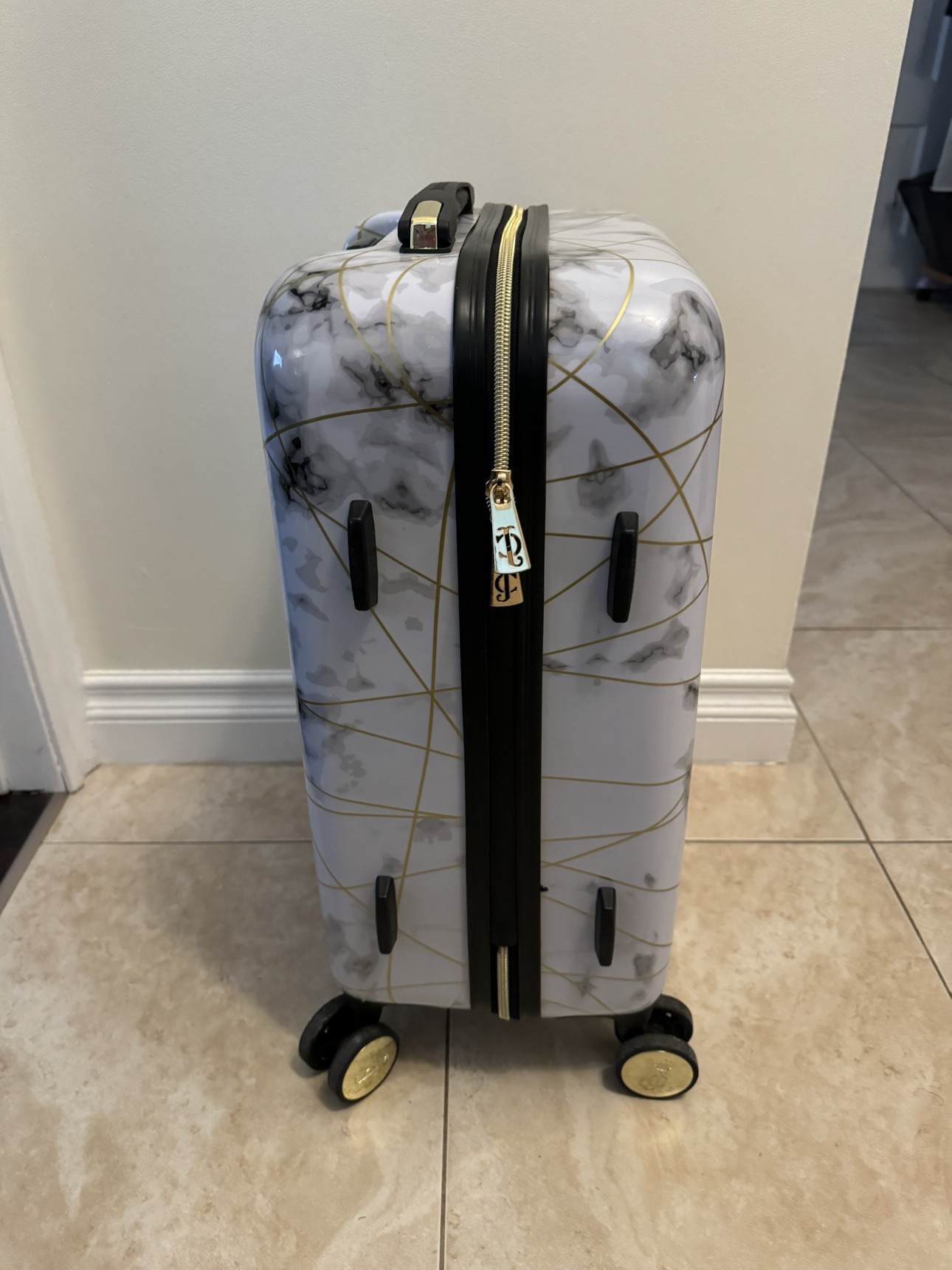 Brand new carry on luggage - Juicy Couture - photo 4