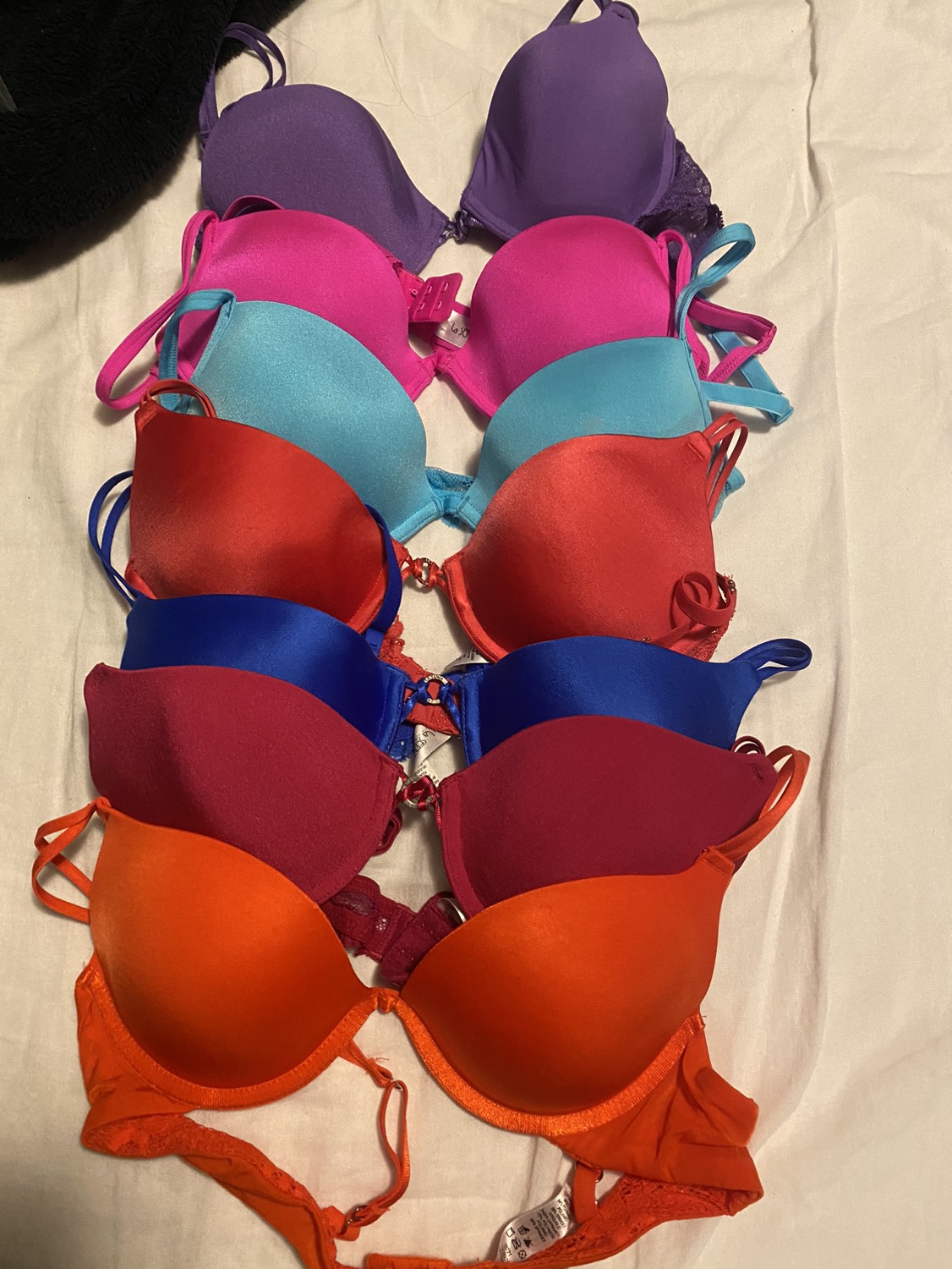 LA SENZA PUSH UP-SATIN BRAS (SEVEN PAIRS-BRAND NEW) thumbnail