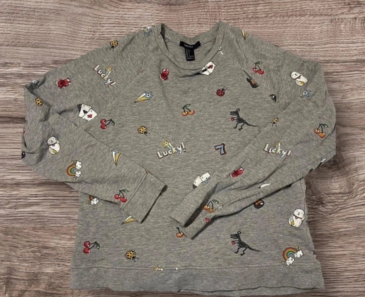 1 sweater and 3 sweatshirts for free #freecycle image indicator(4)