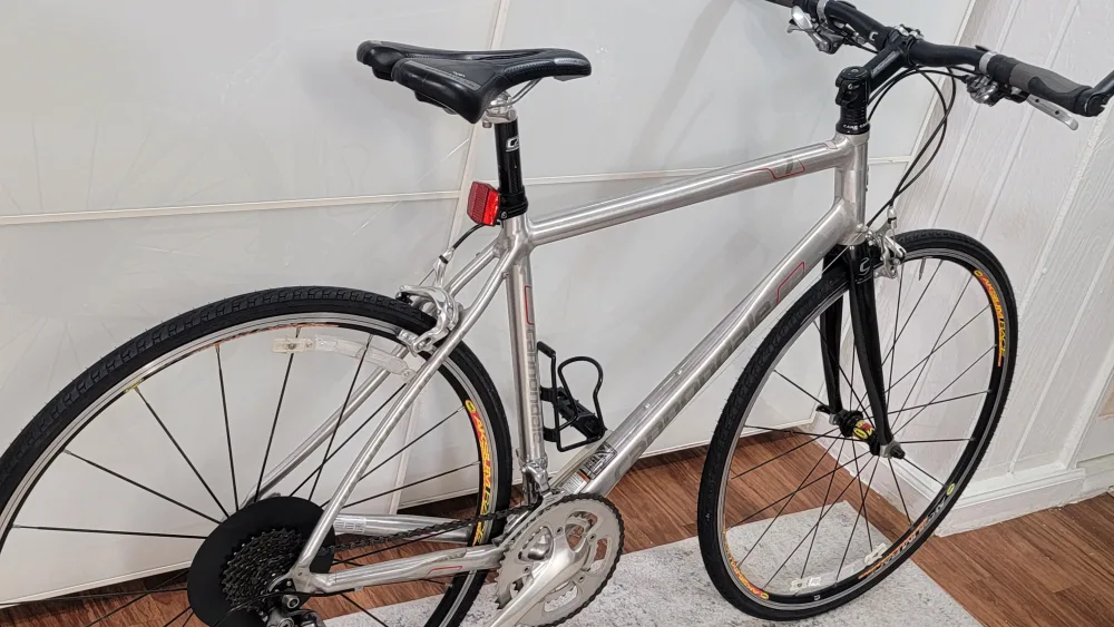 Cannondale road warrior bike | Karrot