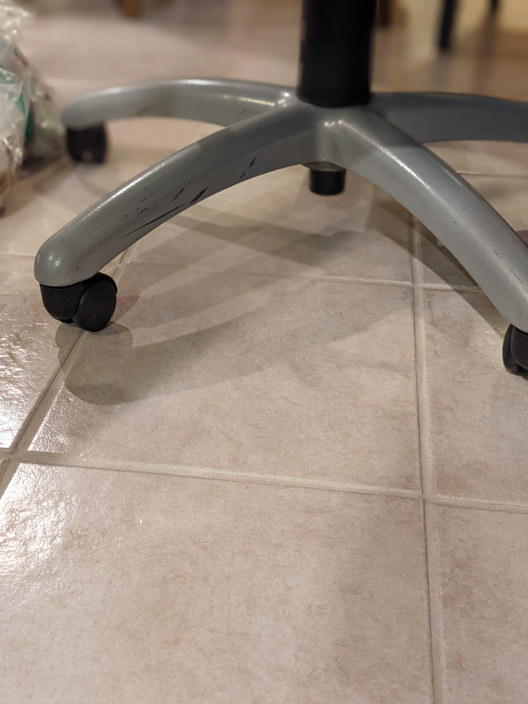 office chair - photo 5