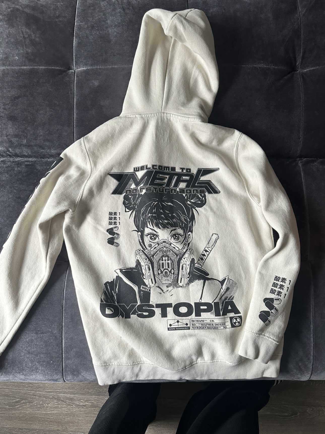 Bershka hoodie image indicator(2)