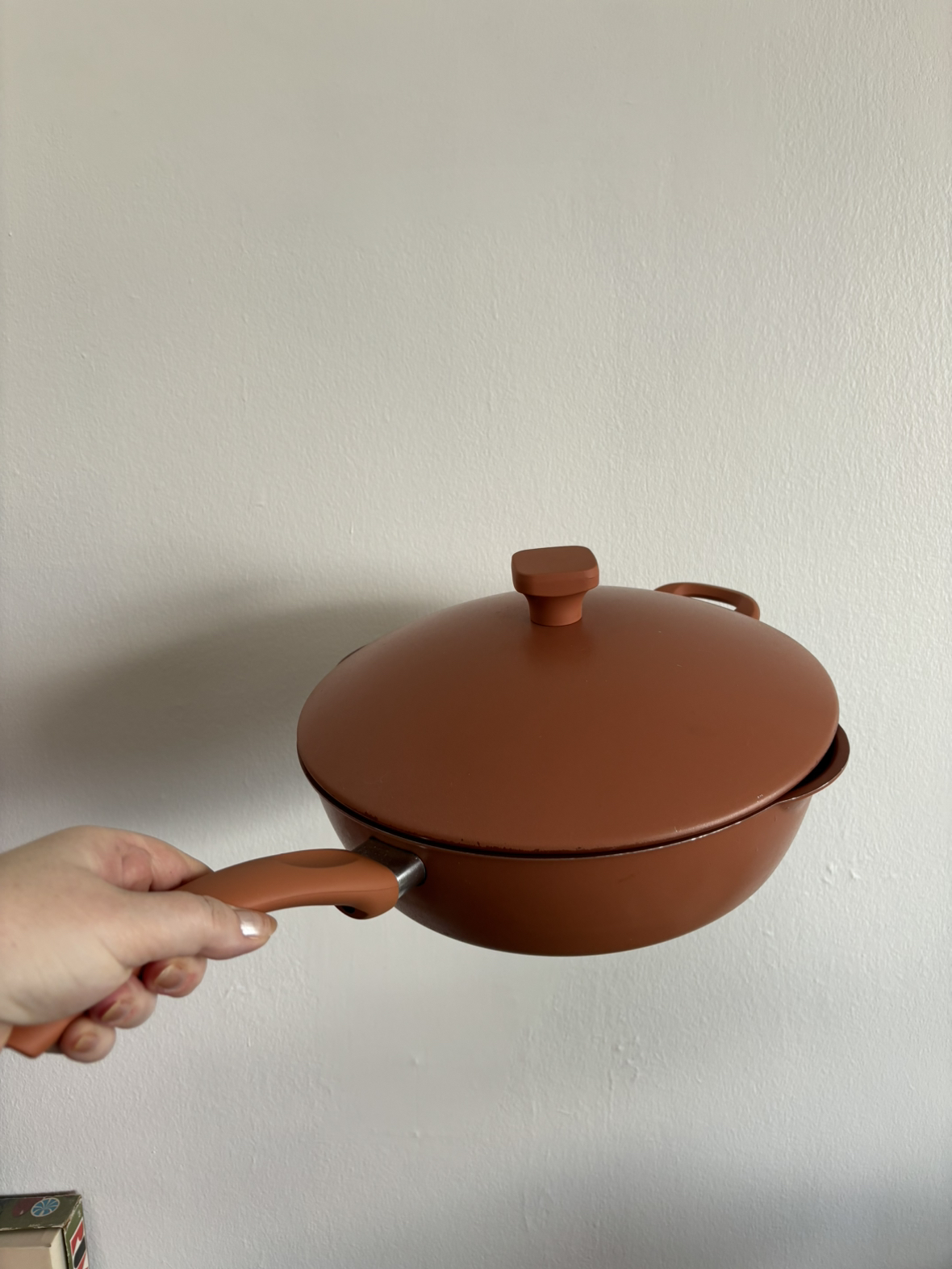 Nonstick pan with lid thumbnail