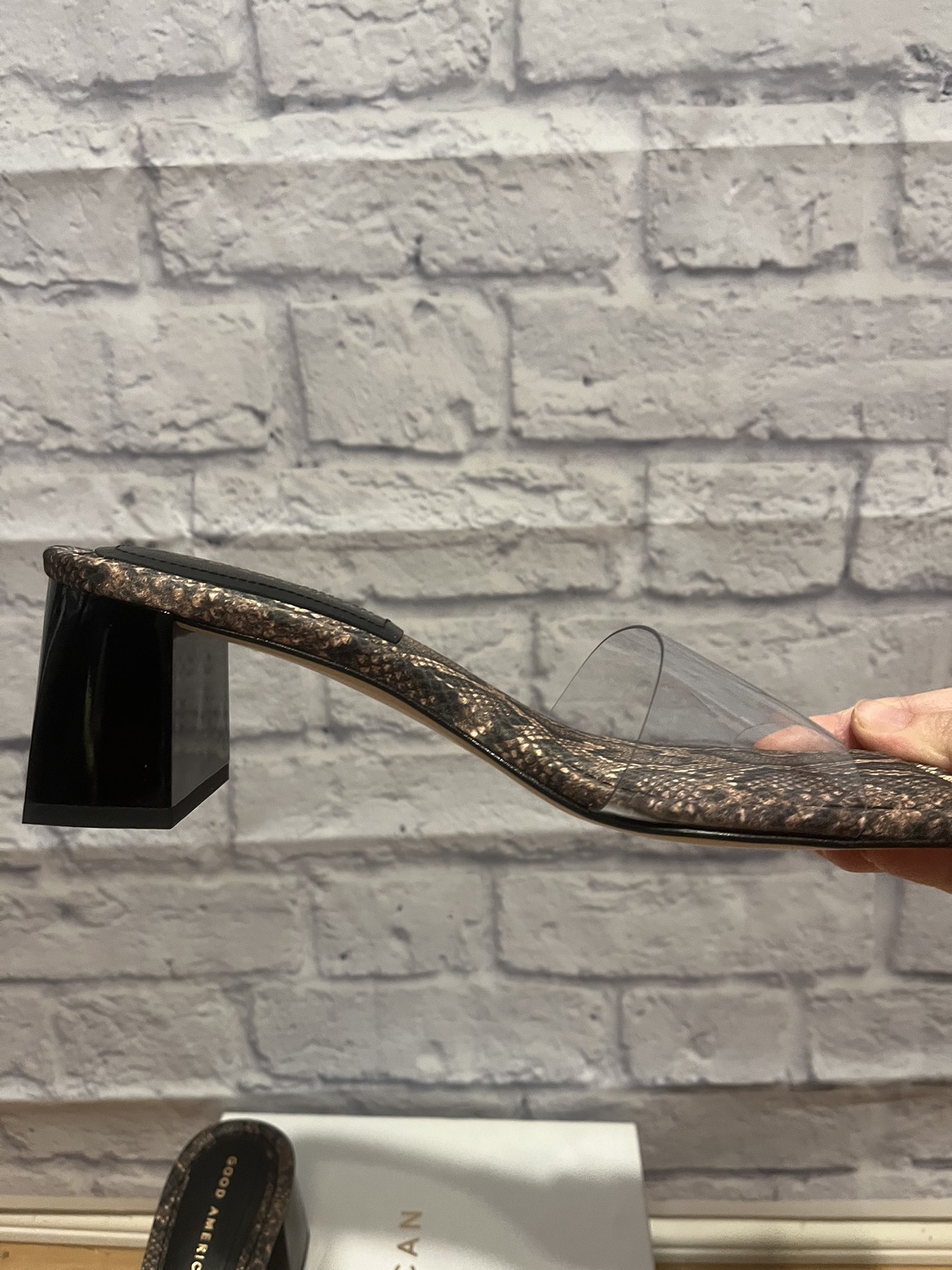 New Good American Shoes Size 6 image indicator(2)