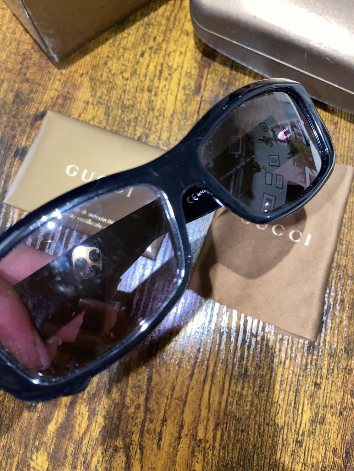 Vintage Gucci Sunglasses - 2996/S/0807 BN 55/14/125 image indicator(4)