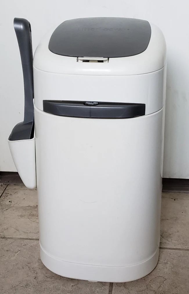 LitterLocker Cat Litter Disposal System (w/ No Refills)