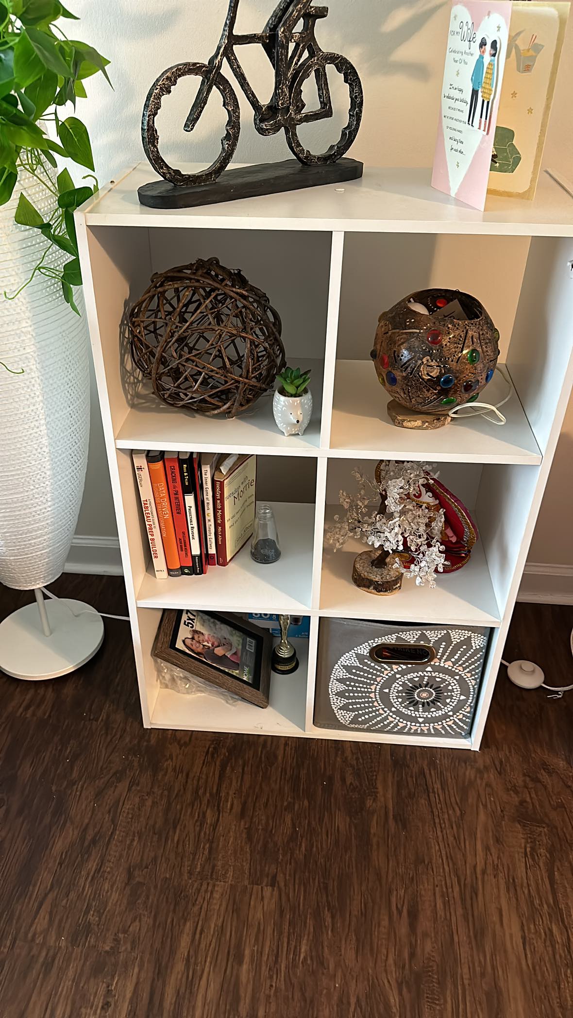 Cube organizer