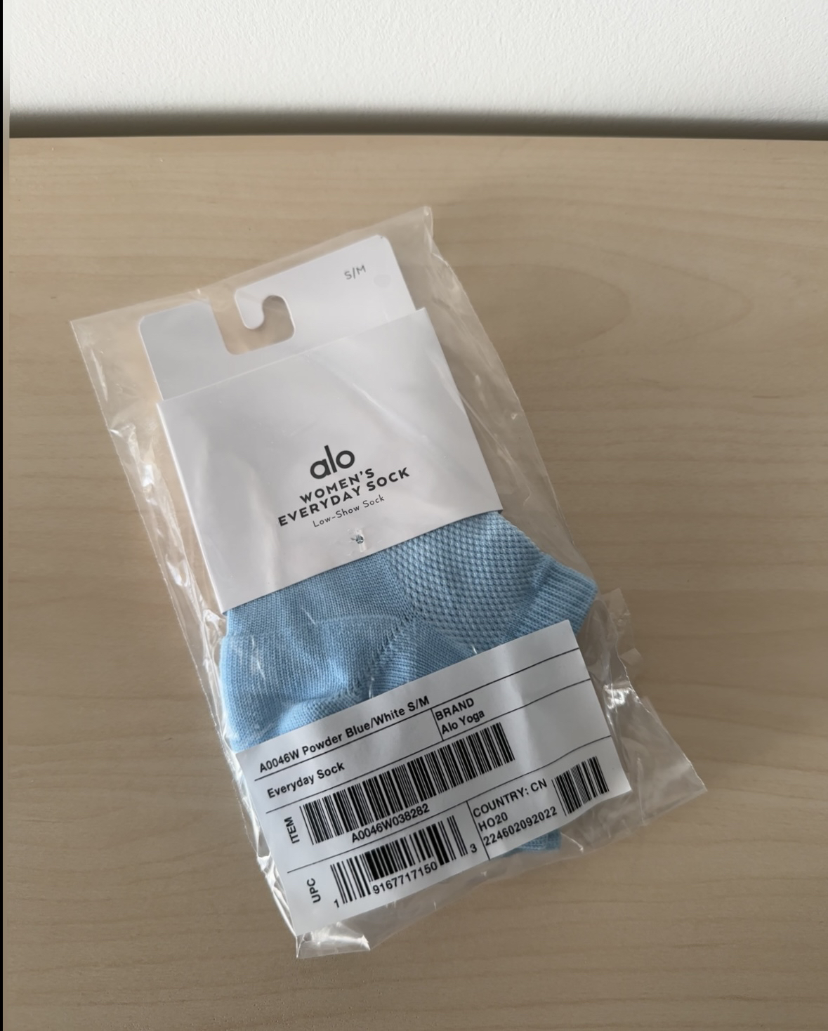 Alo yoga socks