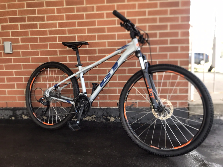 Men's GT Aggressor Pro Mountain Bike, Small + Free Helmet