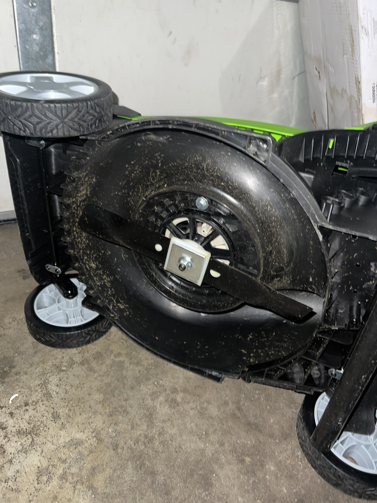 14” green works chorded lawnmower - photo 4